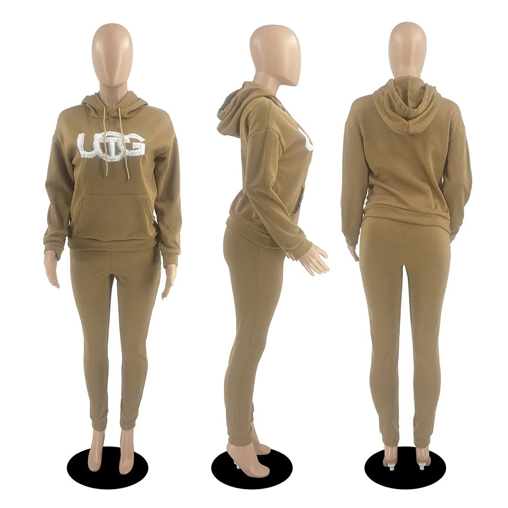 D88140 Custom Tracksuits for Women Embroidered Plush Winter Sweater Hooded Two Piece Set Women Clothing Ladies Jogging Suits