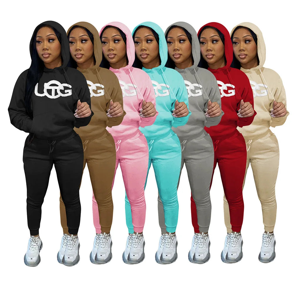 D88140 Custom Tracksuits for Women Embroidered Plush Winter Sweater Hooded Two Piece Set Women Clothing Ladies Jogging Suits