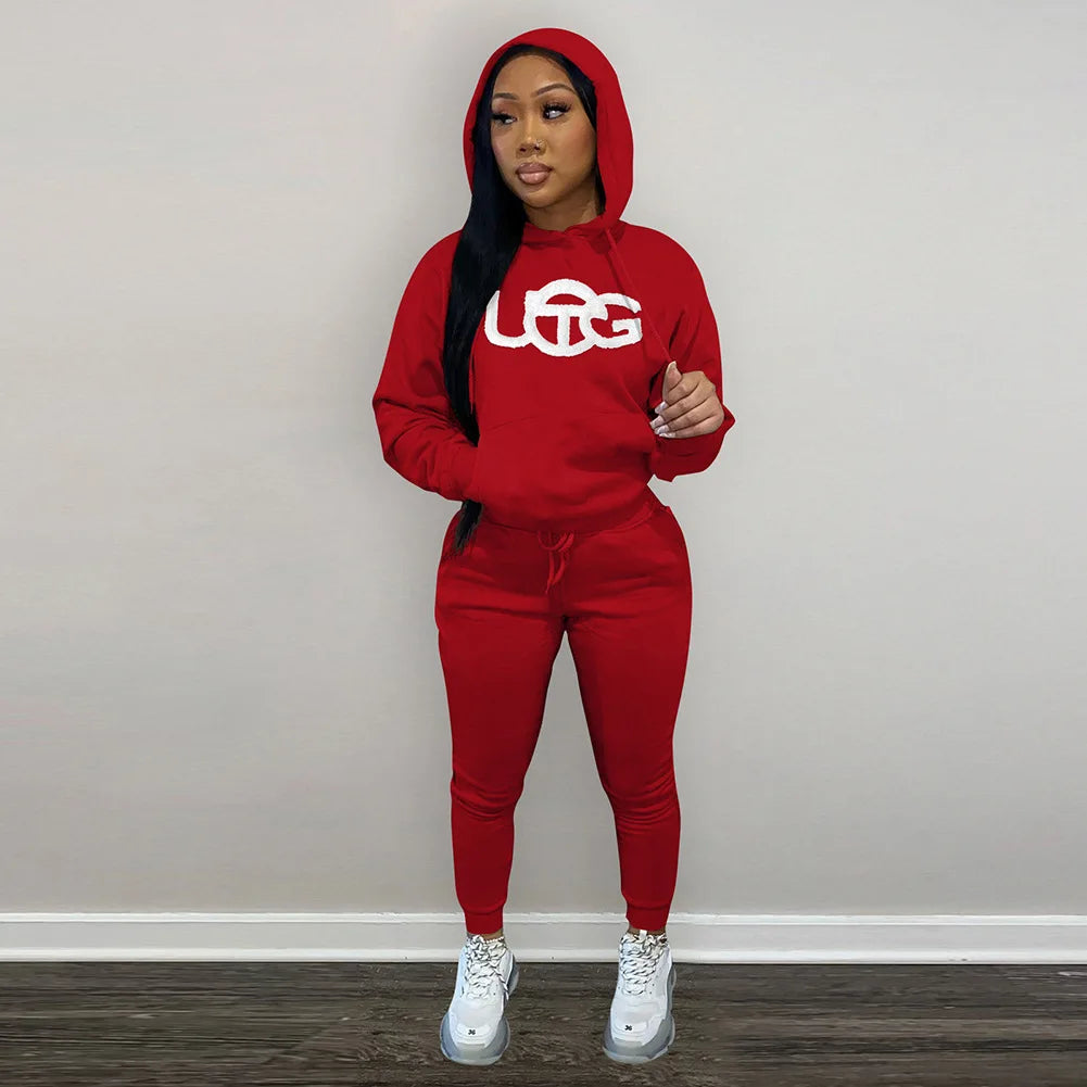 D88140 Custom Tracksuits for Women Embroidered Plush Winter Sweater Hooded Two Piece Set Women Clothing Ladies Jogging Suits