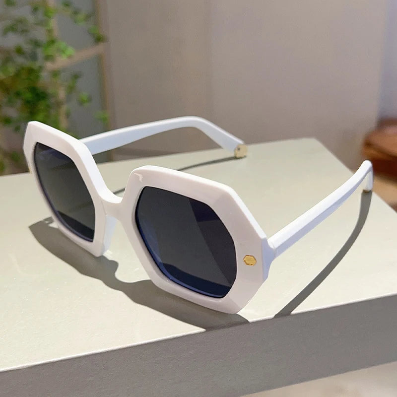 KAMMPT Oversized Men Sunglasses Fashion Hexagon Frame Gradient Shades Eyewear Women 2023 Trendy Ins Popular Brand Sun Glasses