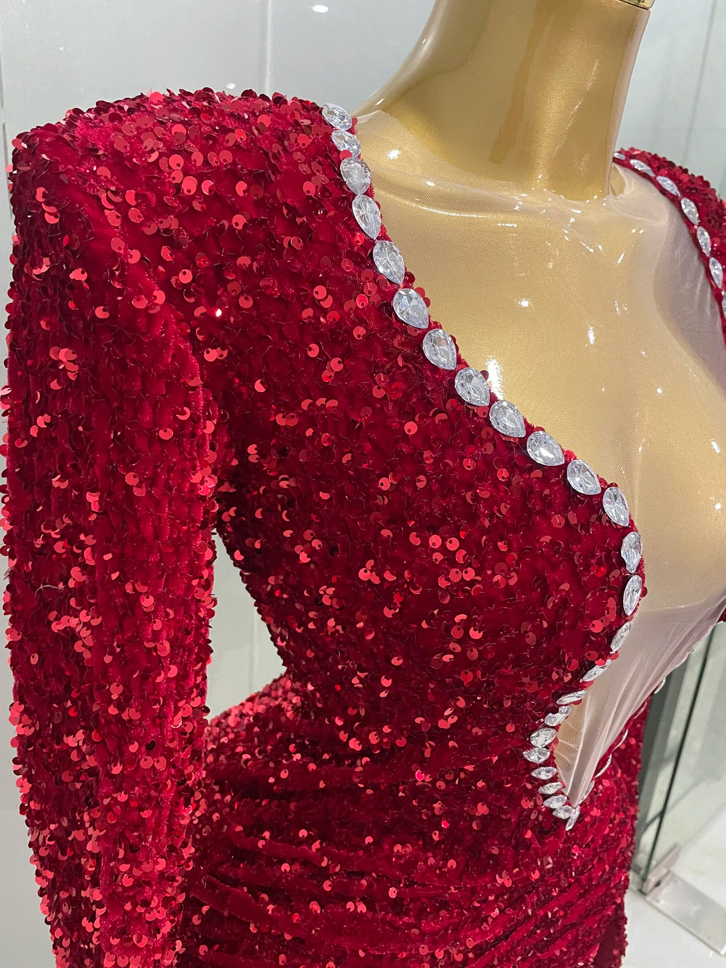 Sexy Shiny Red Sequins Rhinestones Sheath Mini Dress 2025 New Women Evening Birthday Party Nightclub Stage Performance Costume